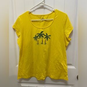 Palm Grove Petite yellow palm tree tee. Size XL Petite.